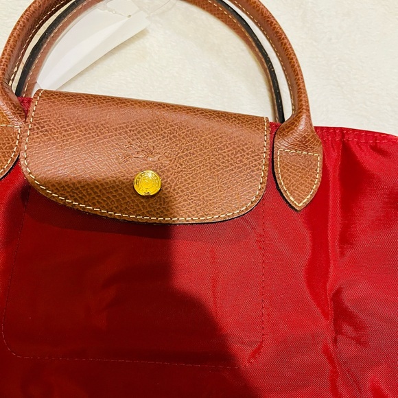 BNWT Longchap medium size bag color cranberry BN - Picture 10 of 15